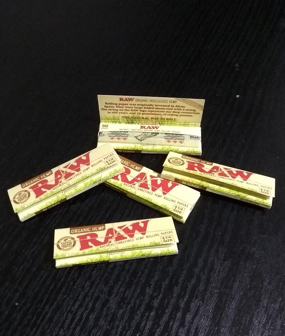 RAW ORGANIC PAPERS 1 1-4